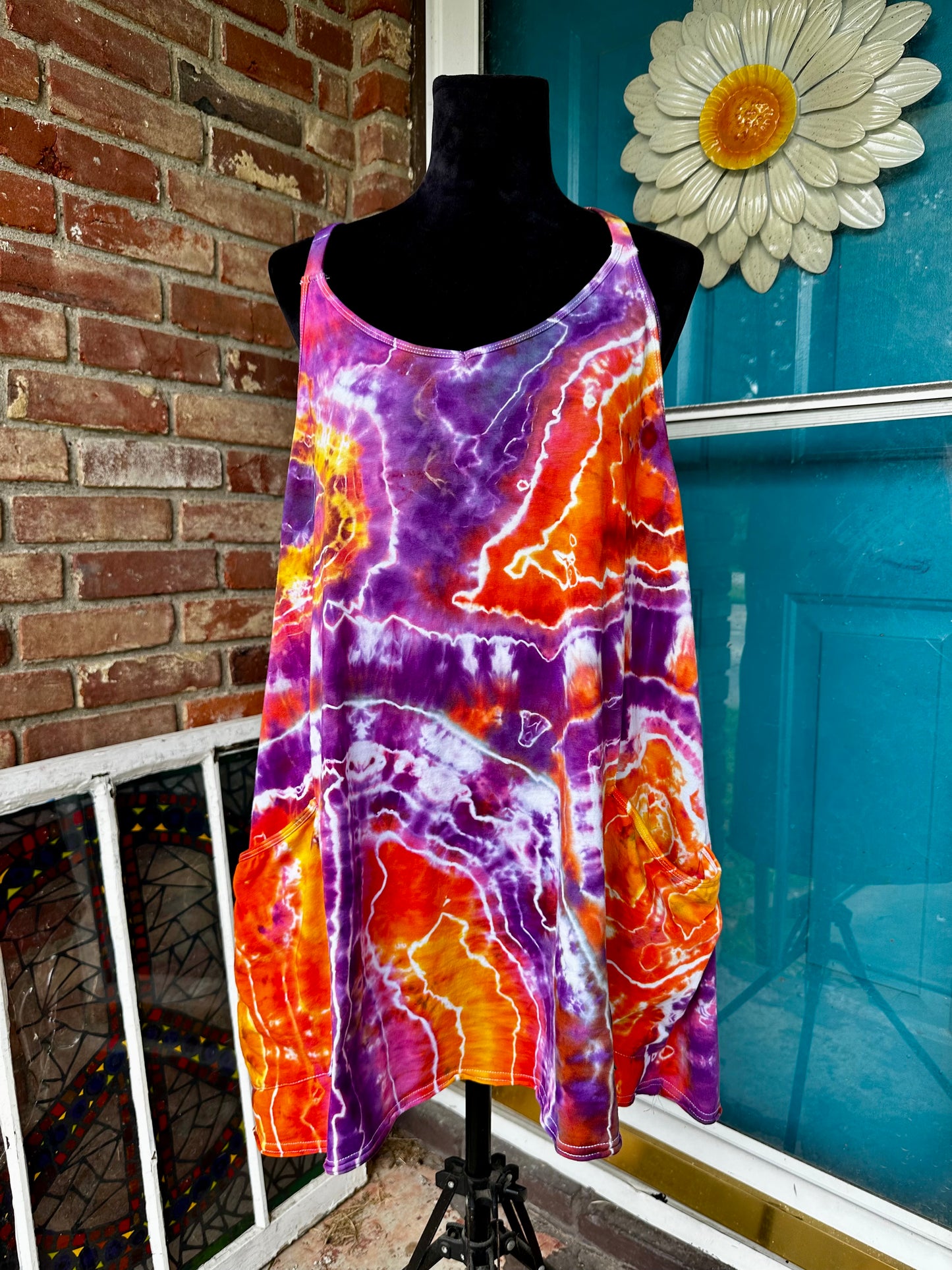 XXL Sunset Voltage Athletic Dress