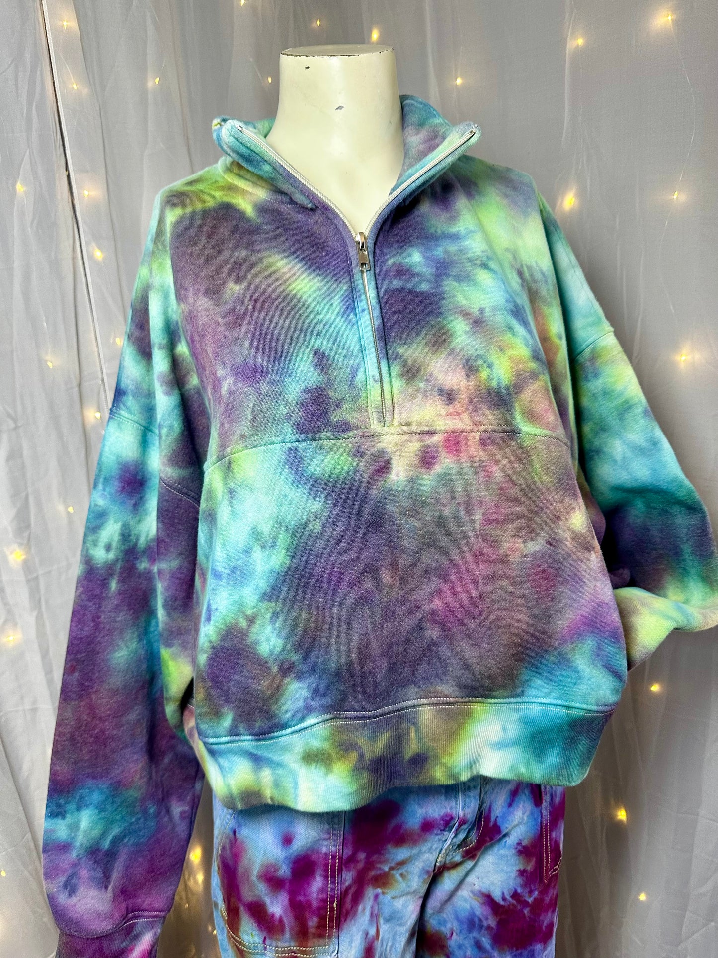 Women’s XL Twilight Tinkee Quarter Zip Sweatshirt