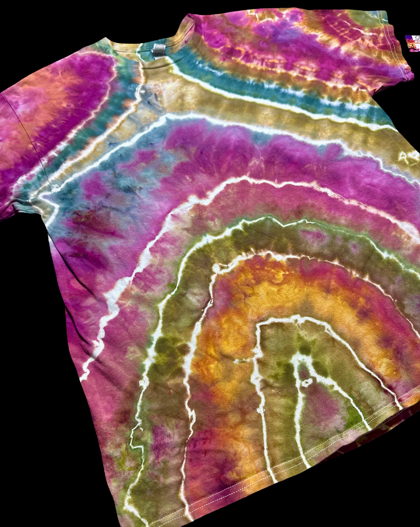 XL Painted Canyon Veins Tee