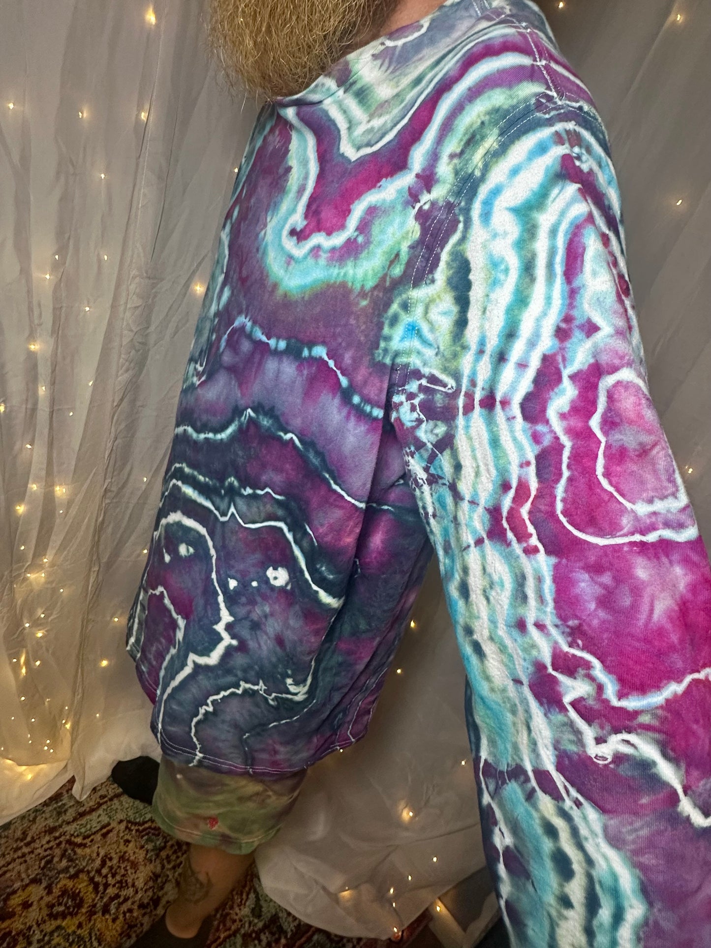 2XLT Galaxy Tide Geode Long Sleeve Tee