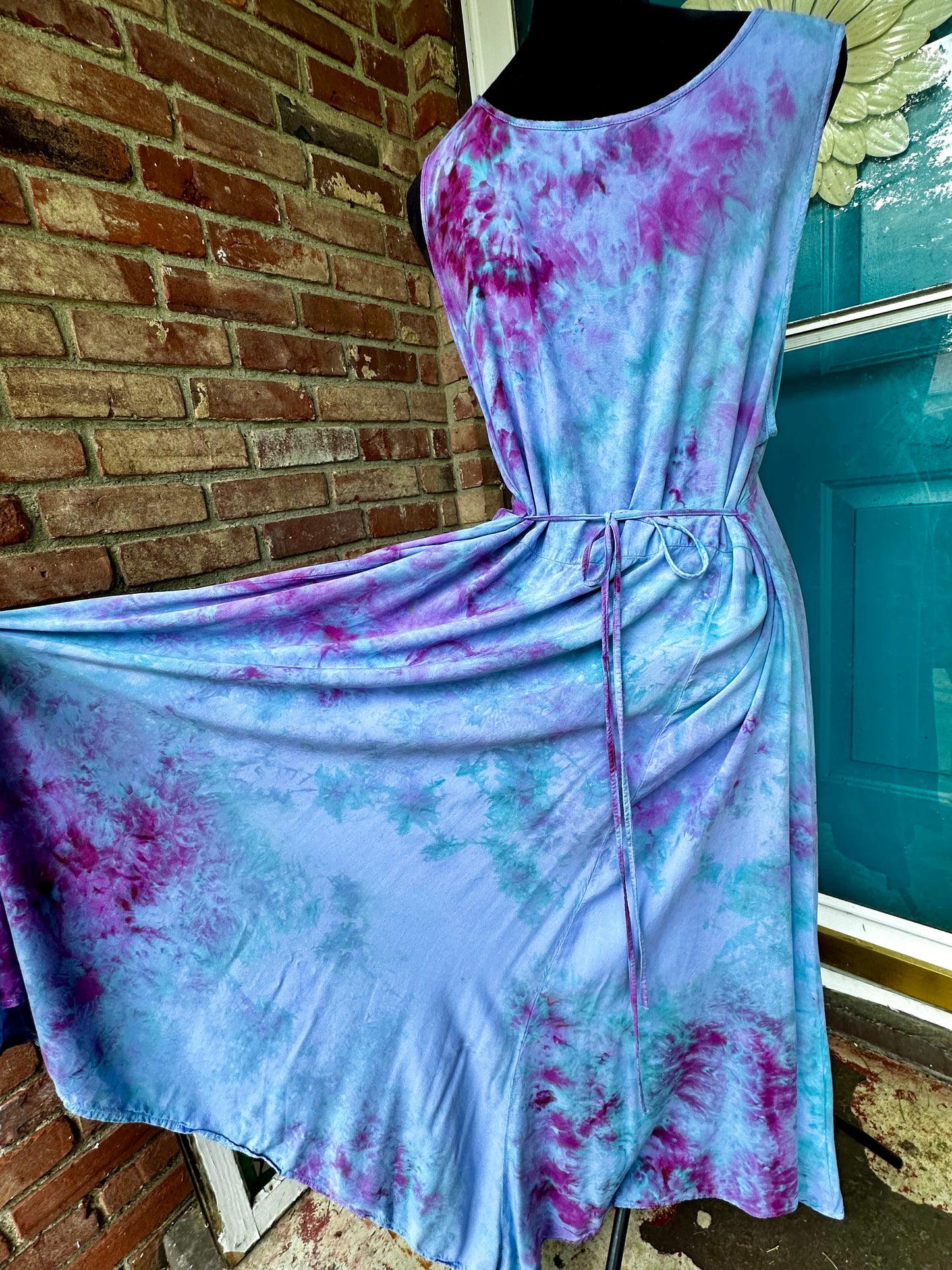Dreamy Daze Asymmetrical Dress: Large & XL