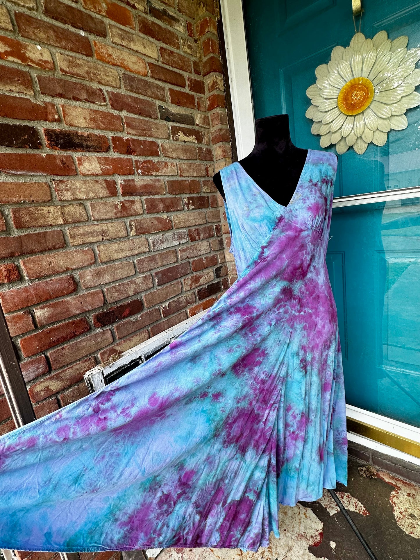 Dreamy Daze Asymmetrical Dress: Large & XL