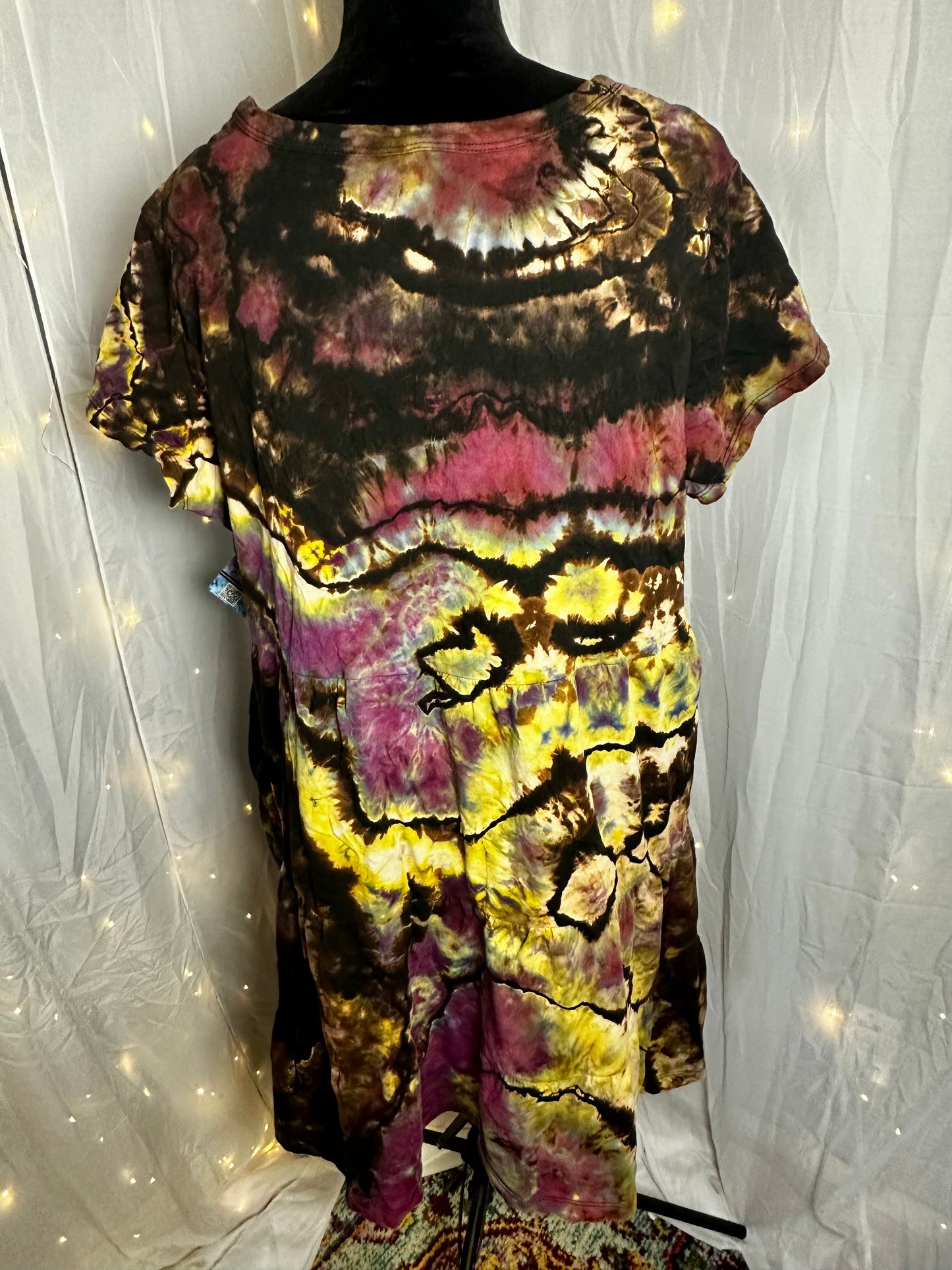 XL Cracked Gold Geode Dress