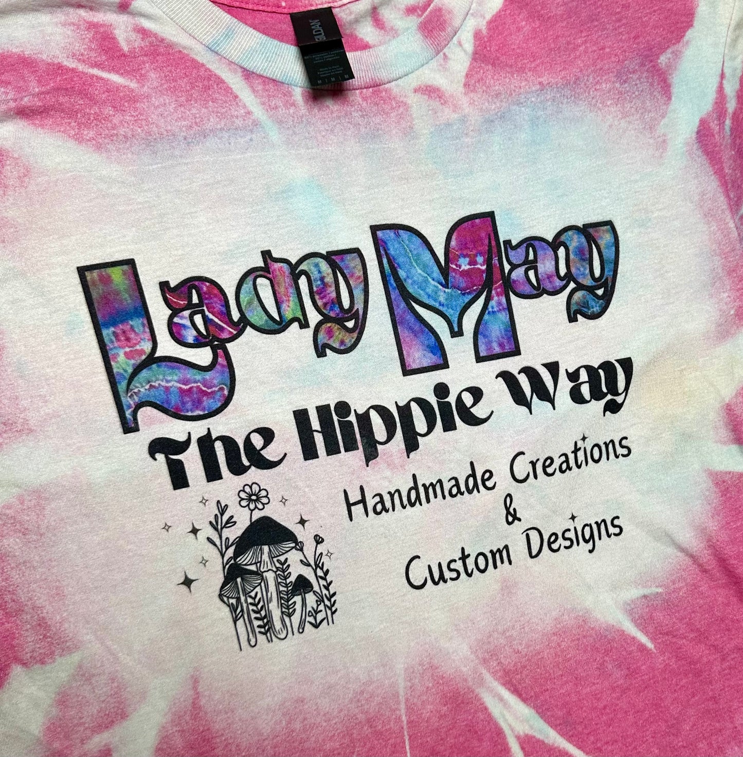 Medium Lady May Hippie Way Logo Tee