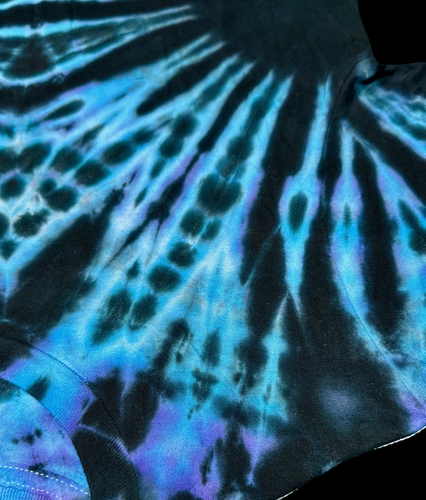 Medium Electric Blue Violet Pulsewave Tee