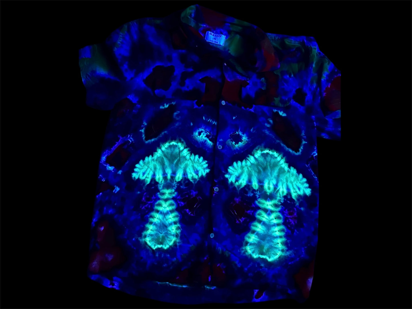 Large Tall Bioluminescent Mycelium Button-Up Shirt