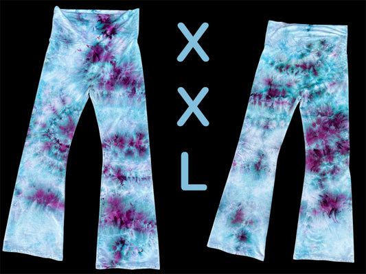XXL Cosmic Frost Yoga Pants