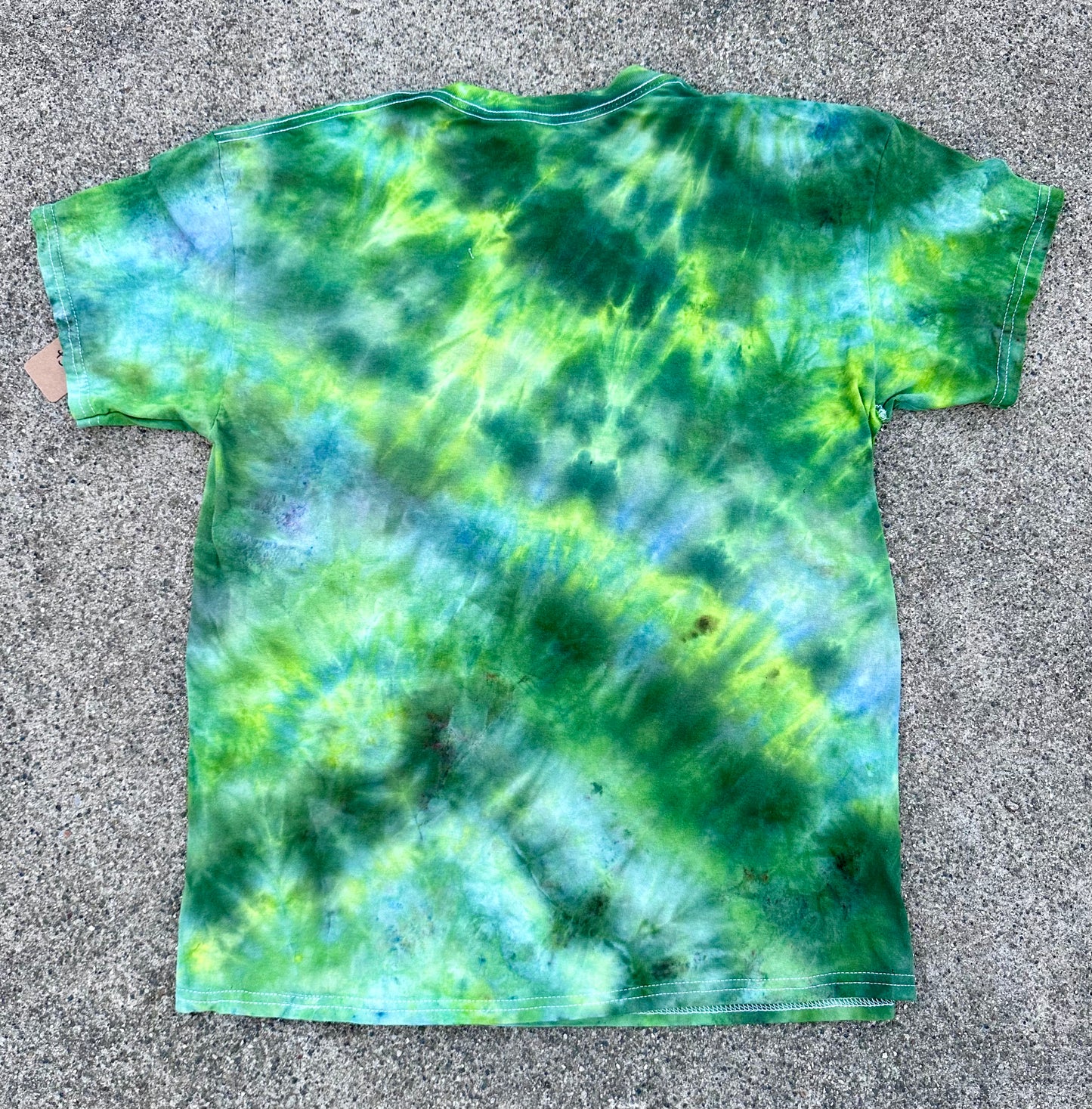 Large Electric Green Tee⚡️