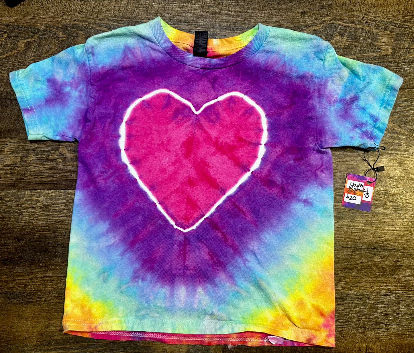 Youth X-Small Dreamy Pastels Love Tee