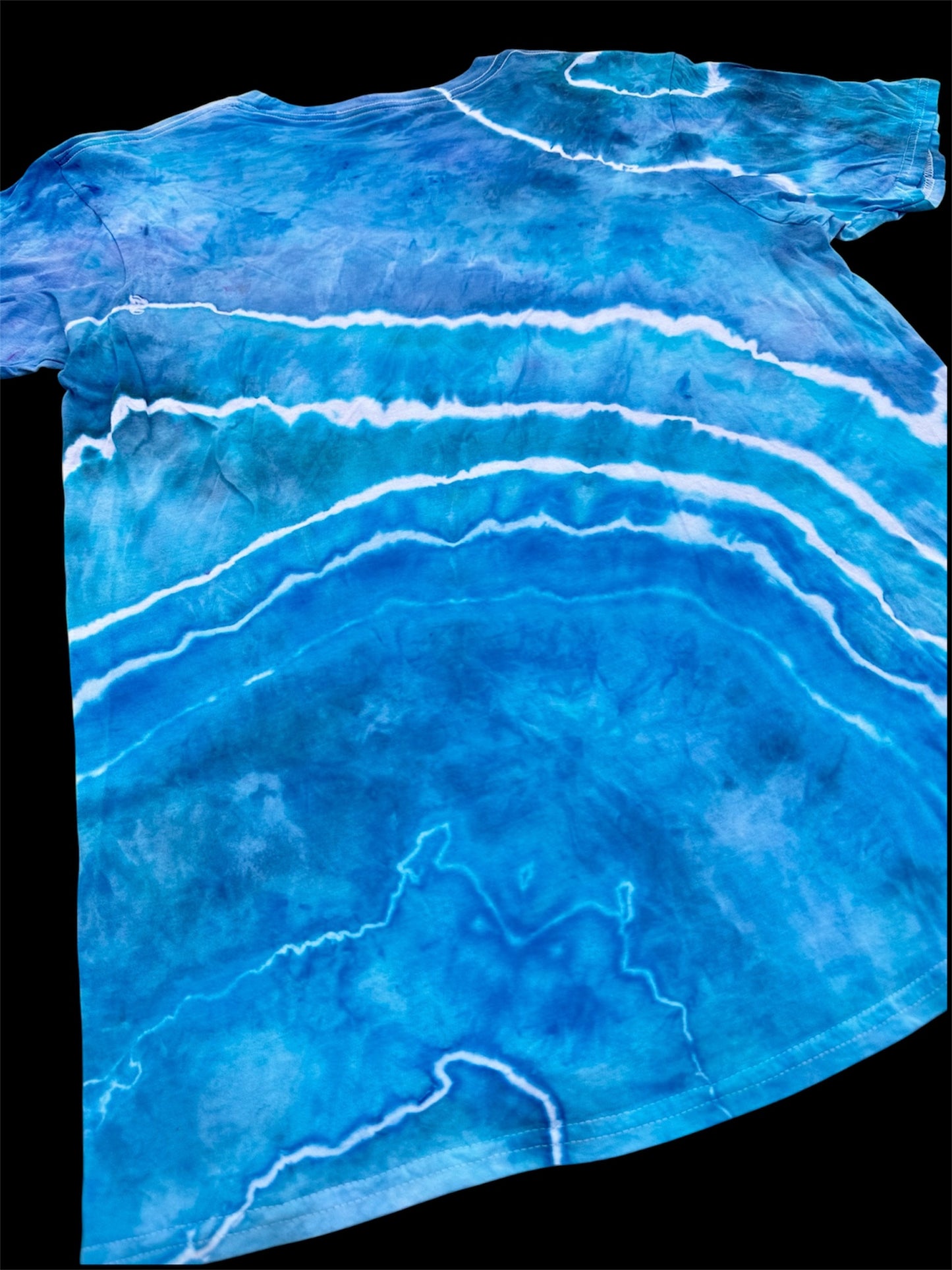 Large Cerulean Current Tee