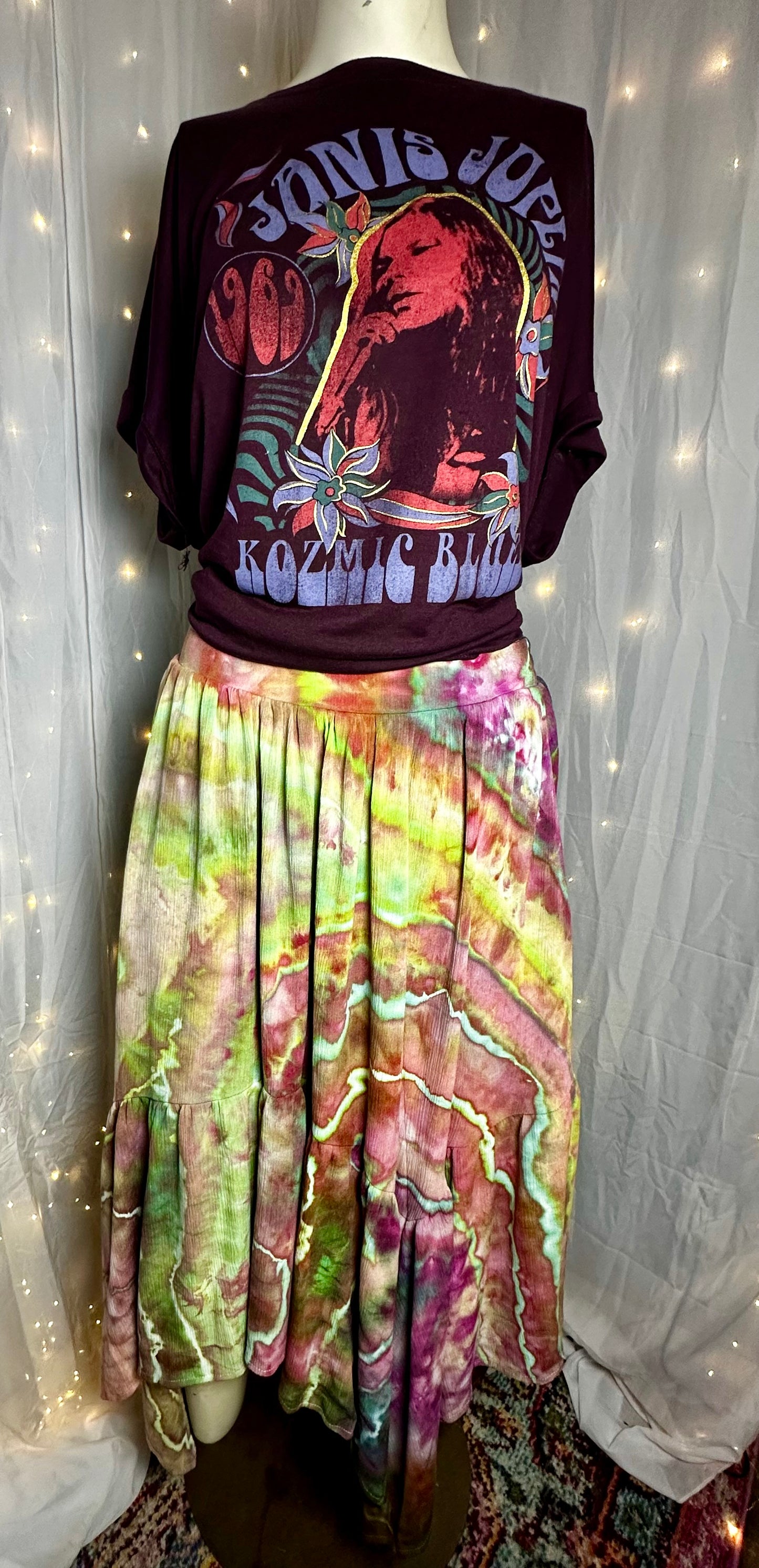 M/L Woodstock Dream Flowy Skirt