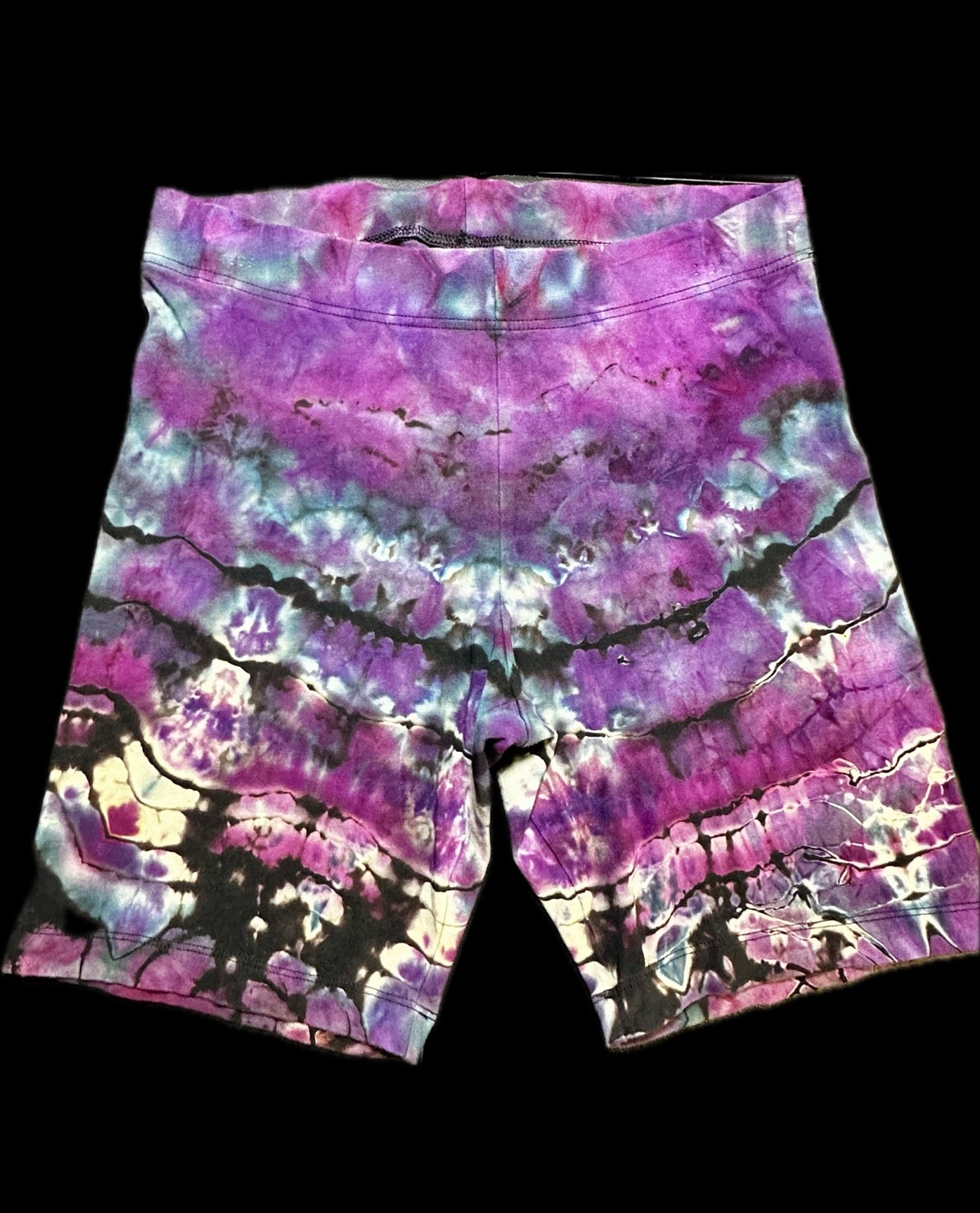 Large Amethyst Eclipse Biker Shorts