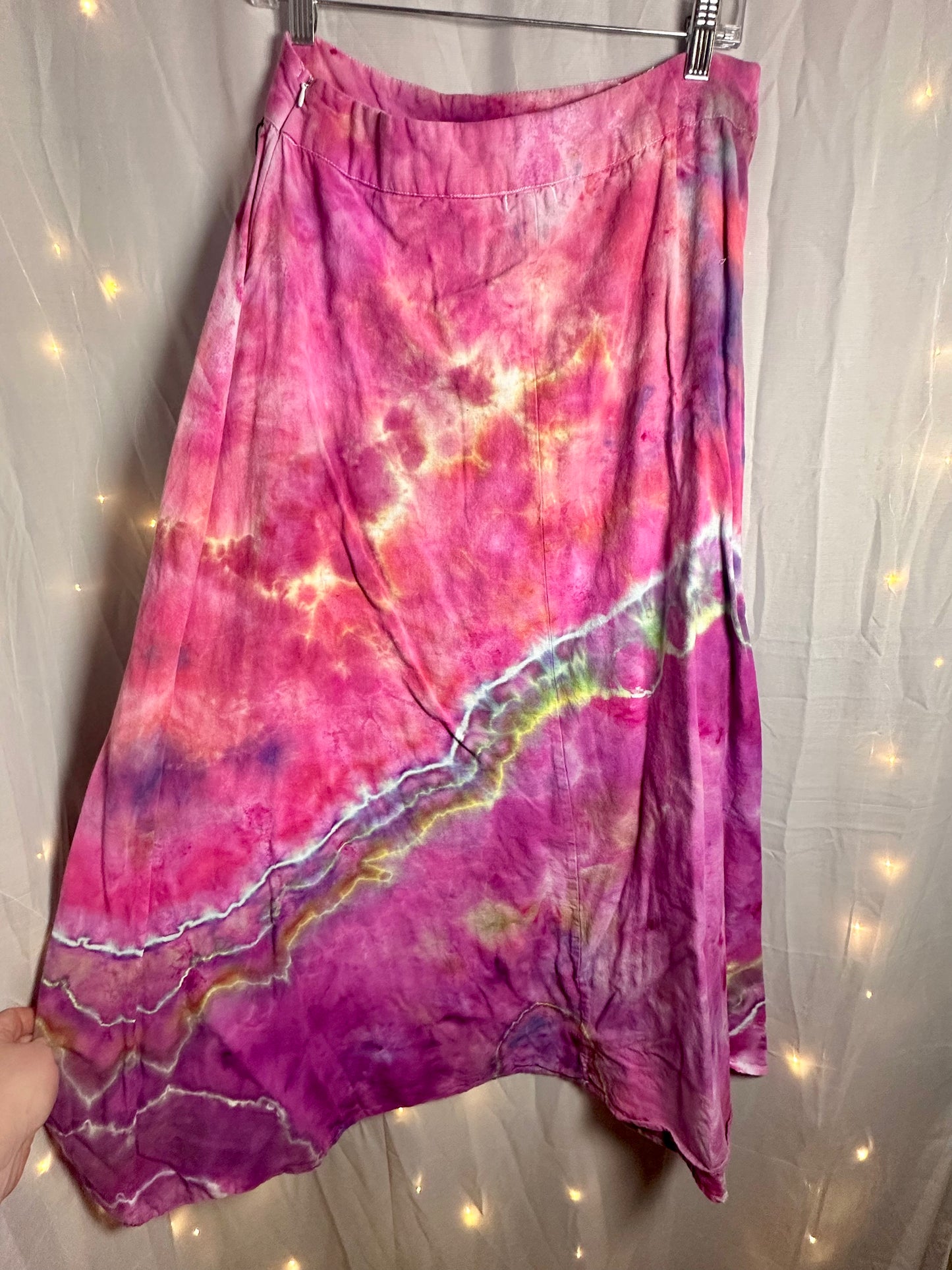 Size 12 EIectric Geode Skirt