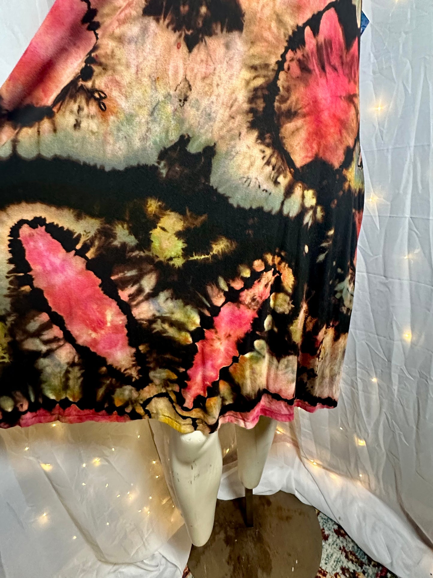 XL Wild Red Daisy Swing Dress