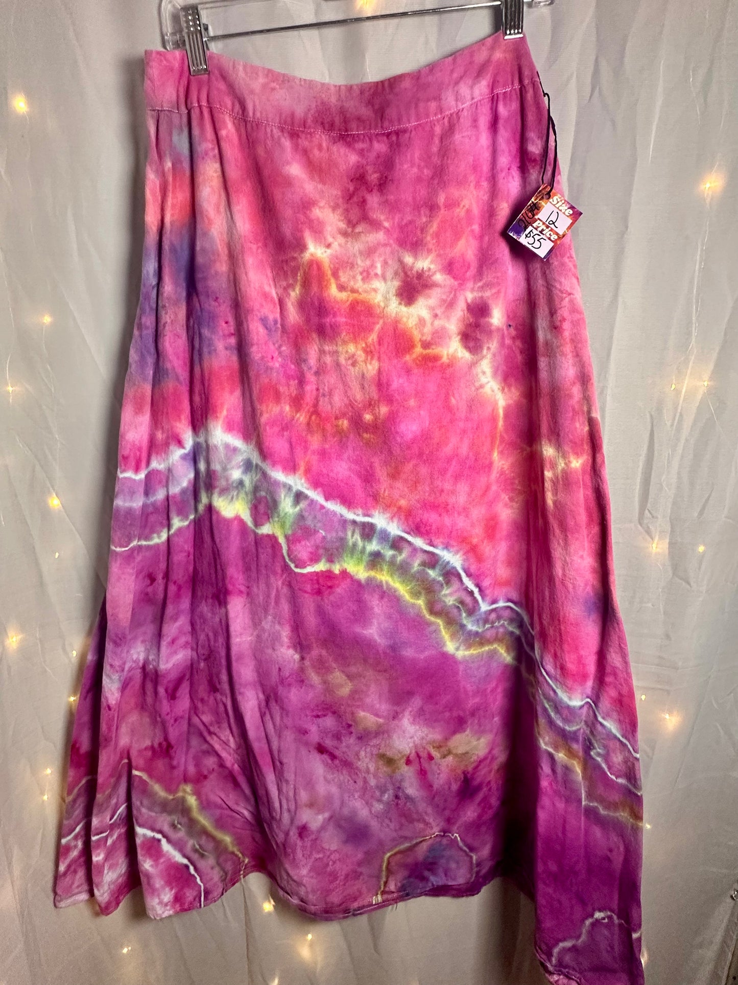 Size 12 EIectric Geode Skirt
