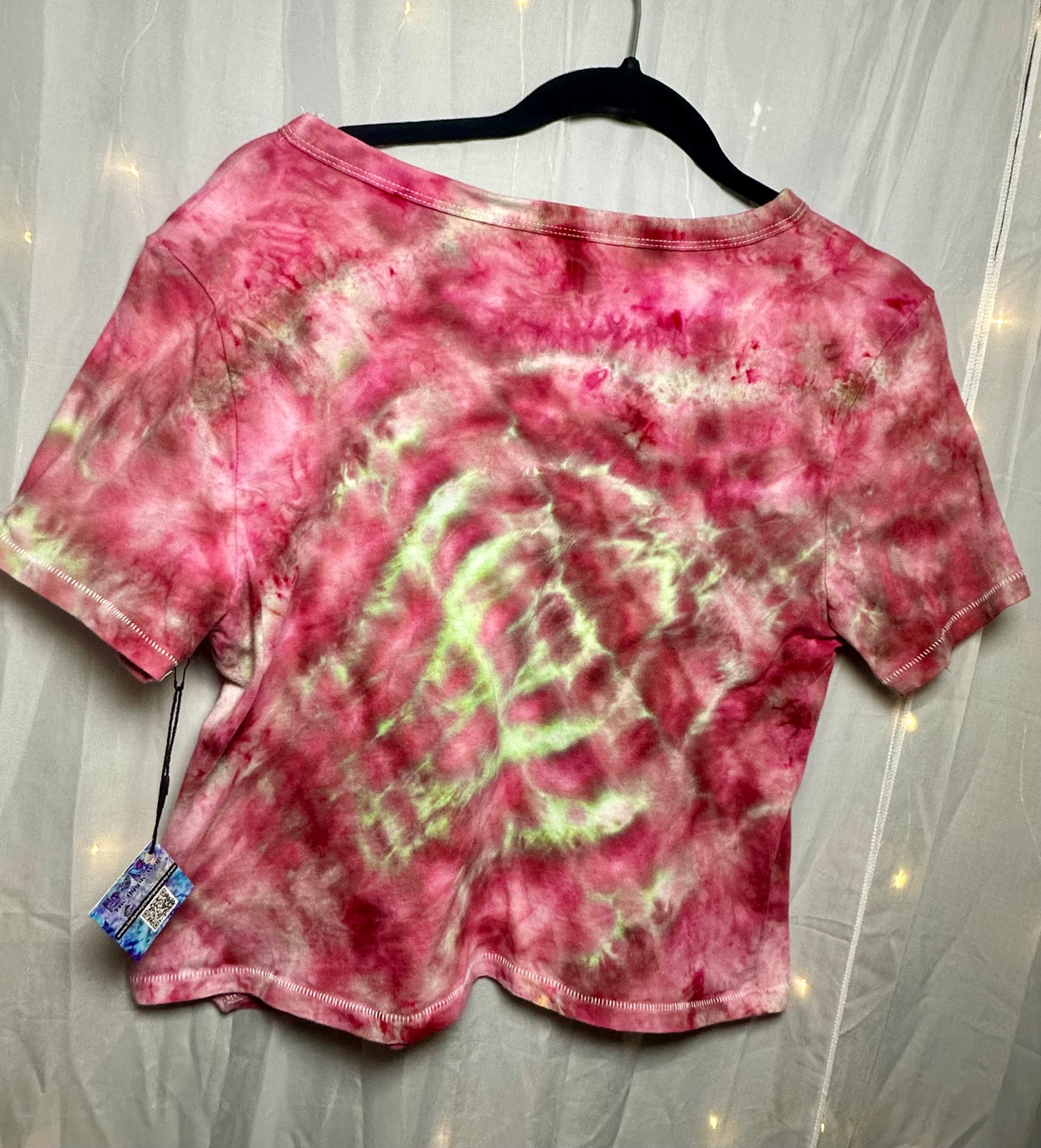 Medium Spicy Plum Vortex Crop Top