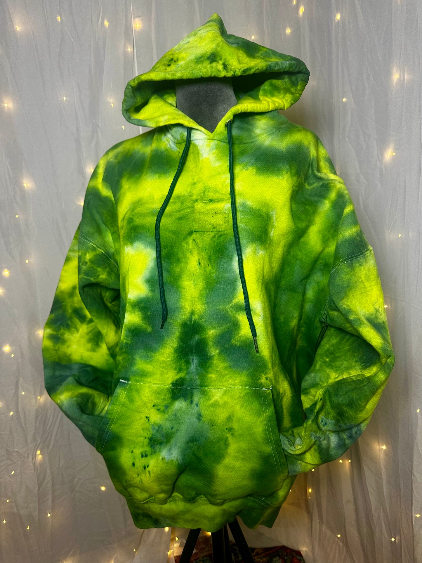 XL Hidden Lord’s Lettuce Hoodie – Hanes Cotton Blend