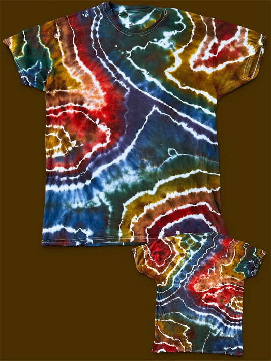 Large Rust & River Tee