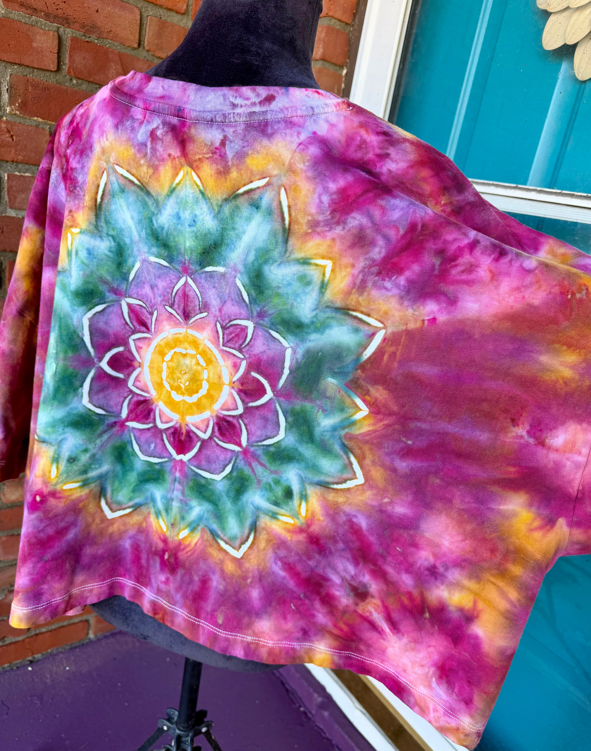 4X Mystic Lotus Galaxy Crop Top