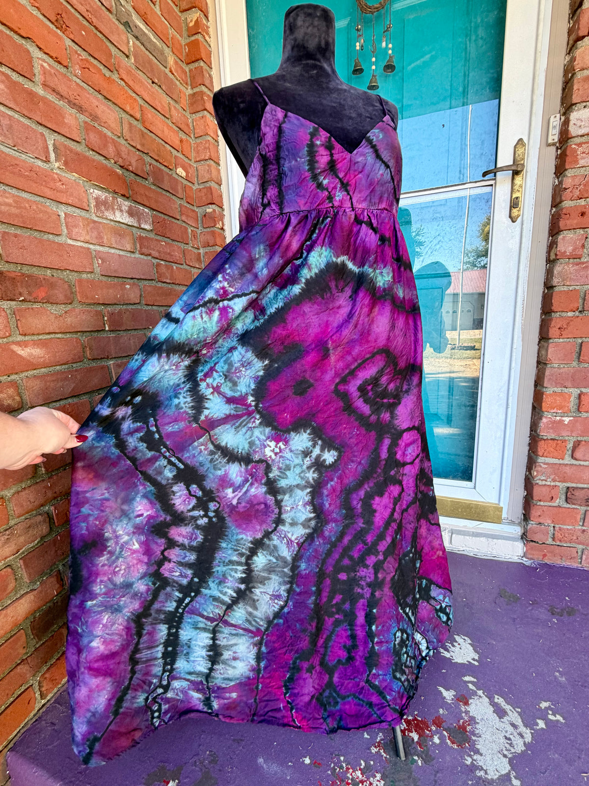 Medium Electric Enxhantment Maxi Dress